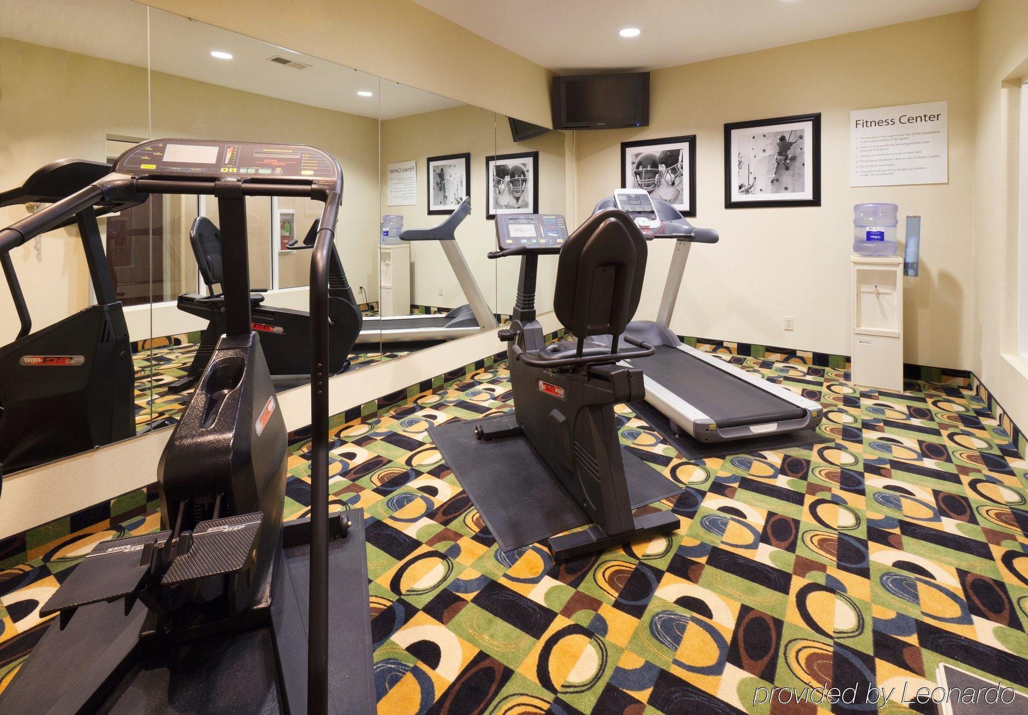 Holiday Inn Express Hotel & Suites Burlington By Ihg Fasilitas foto